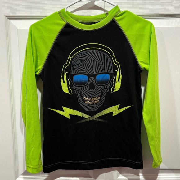 CIRCO Boy’s Green / Black Skeleton Long Sleeve Sleepwear PJ Pajama Shirt Top - M - Picture 1 of 4